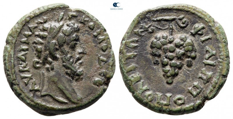 Thrace. Philippopolis. Commodus AD 180-192. 
Bronze Æ

16 mm, 3,90 g



v...