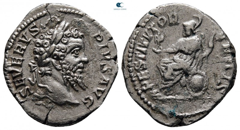 Septimius Severus AD 193-211. Rome
Denarius AR

18 mm, 3,14 g



very fin...