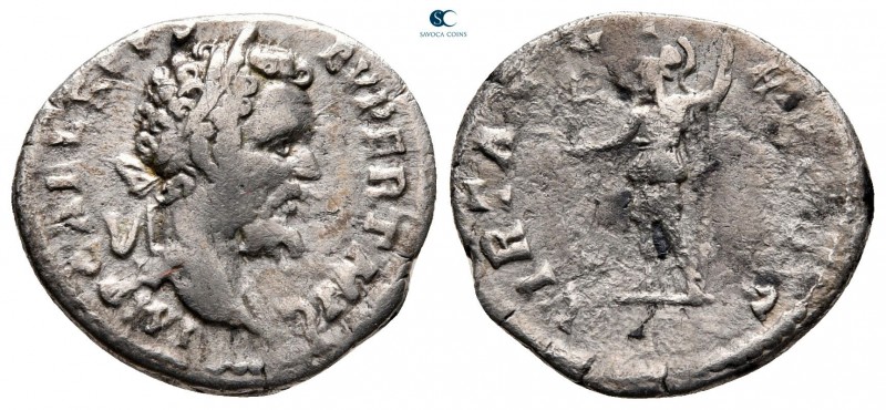 Septimius Severus AD 193-211. Rome
Denarius AR

19 mm, 2,56 g



very fin...