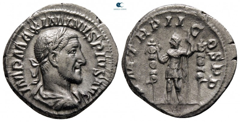 Maximinus I Thrax AD 235-238. Rome
Denarius AR

18 mm, 3,01 g



very fin...