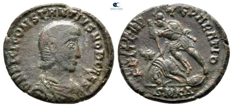 Constantius Gallus, Caesar AD 351-354. Cyzicus
Nummus Æ

17 mm, 2,70 g


...