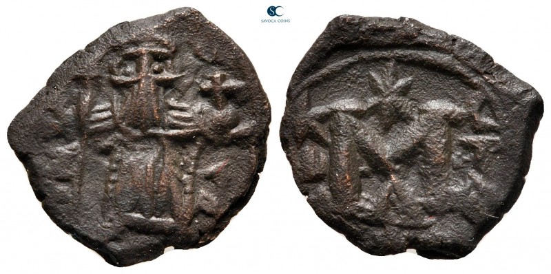 Constans II AD 641-668. Constantinople
Follis or 40 Nummi Æ

18 mm, 2,94 g
...