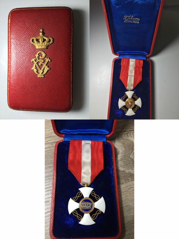 Savoia. Vittorio Emanuele III. Croce Ordine della Corona d'Italia. Cofanetto con...