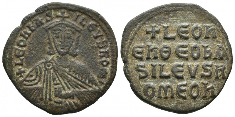 Leo VI 886-912 AD, AE follis, Constantinople Mint, 886/912 AD
+LϵOnbAS-ILϵVSROM'...