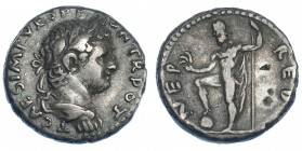 IMPERIO ROMANO. TITO (como césar). Denario. Antioquía (72). A/ Busto laur., drapeado y con coraza a der.; T CAES IMP VESP PON TR POT. R/ Neptuno a izq...