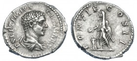 IMPERIO ROMANO. GETA. Denario. Roma (209). R/ Geta sacrificando sobre altar; PONTIF COS II. AR 3,20 g. 19,7 mm. RIC-62 b. MBC.