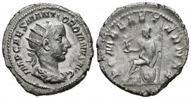 GORDIANO III. Antoniniano. (Ar. 4,63g/22mm). 240 d.C. Roma. (RIC 38). Anv: IMP CAES M ANT GORDIANUS AVG. Busto radiado y drapeado a derecha de Gordian...