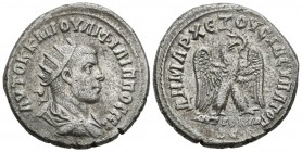 FILIPO I. Tetradracma. (Ar. 10,26/26mm). 244-249 d.C. Antioquía. (McAlee 948; Prieur 448). Anv: Busto radiado y drapeado de Filipo I a derecha. Rev: A...
