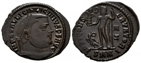 LICINIO I. Follis (Ae. 3,24g/24mm). 308-324 d.C. Nicomedia. (RIC 13). Anv: IMP C VAL LICIN LICINIVS PF AVG. Cabeza laureada a derecha de Licinio I. Re...