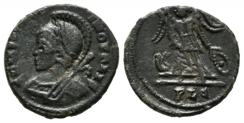 CONSTANTINO I, el Grande. Follis. (Ae. 1,24g/14mm). Lugdunum. 332-333 d.C. (RIC ...
