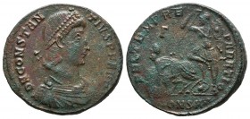 CONSTANCIO II. Follis. (Ae. 4,87g/24mm). 348-351 d.C. Constantinopla. (RIC 82). MBC.