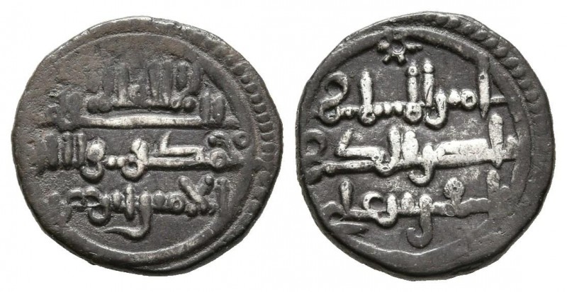 ALMORAVIDES. Tashfin ibn Ali y Emir Ibrahim. Quirate. (Ar. 0,90g/12mm). 539-540H...