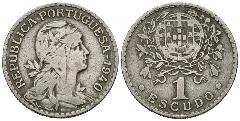 PORTUGAL. 1 Escudo. (Ar. 7,84g/27mm). 1940. (Km#578). MBC-. Escasa.