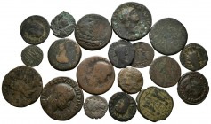 Conjunto de 19 bronces romanos de diferentes módulos, épocas y estados de conservación. A EXAMINAR.