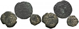 MONARQUIA ESPAÑOLA. Bonito conjunto de 3 cobres acuñados durante los reinados de los Reyes Católicos, Felipe IV y Carlos II. Diferentes cecas incluyen...