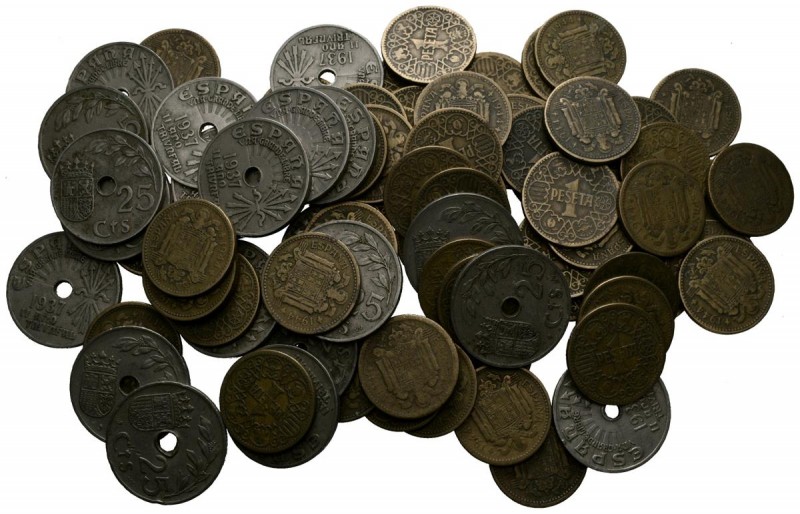 ESTADO ESPAÑOL. Conjunto formado por 75 monedas de 1 Peseta de 1944 y 28 piezas ...