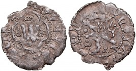 Władysław Opolczyk 1372-1379, Kwartnik ruski, Av.: Litera W w ornamencie, Rv.: Lew.