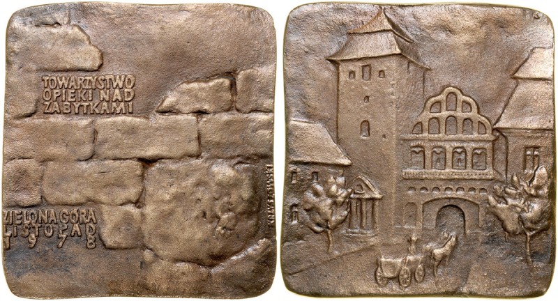 Medal autorstwa Leszka Krzyszowskiego, 'Towarzystwo Opieki Nad Zabytkami', Zielo...