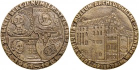 Medal odlewany z 1981 roku wydany z okazji XX lecia Sekcji Numizmatycznej PTAiN w Poznaniu.