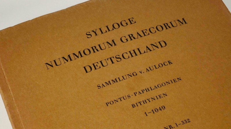 SYLLOGE NUMMORUM GRAECORUM. Sammlung H. v. Aulock. Berlin, 1965. Complete collec...