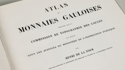 ATLAS DE MONNAIES GAULOISES. Author: Henri de la Tour. París, 1965 reprint of the 1892 edition. 12 pages and 55 plates. Hardcover. Weight: 0,72 kg. Ch...