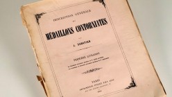 Description generale des MEDAILLONS CONTORNIATES. Author: J. Sabatier, Edition: 1860. 148 Pages with multiple engraved illustrations. Soft covers very...