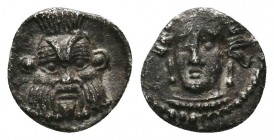 Greek Obol, Ca. 350-300 BC. AR

Condition: Very Fine

Weight: 0.5 gr
Diameter: 9.4 mm