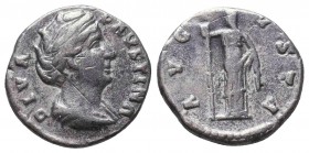 DIVA FAUSTINA I (Died 140/1). Denarius. Rome.

Condition: Very Fine

Weight: 2.9 gr
Diameter: 16.8 mm