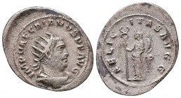 Valerian I Æ Antoninianus. Rome, AD 254-256.

Condition: Very Fine

Weight: 3.3 gr
Diameter: 25.6 mm