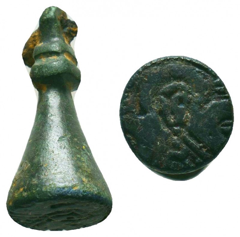 Byzantine Stamp Seal !!!

Condition: Very Fine

Weight: 22 gr
Diameter: 32 ...