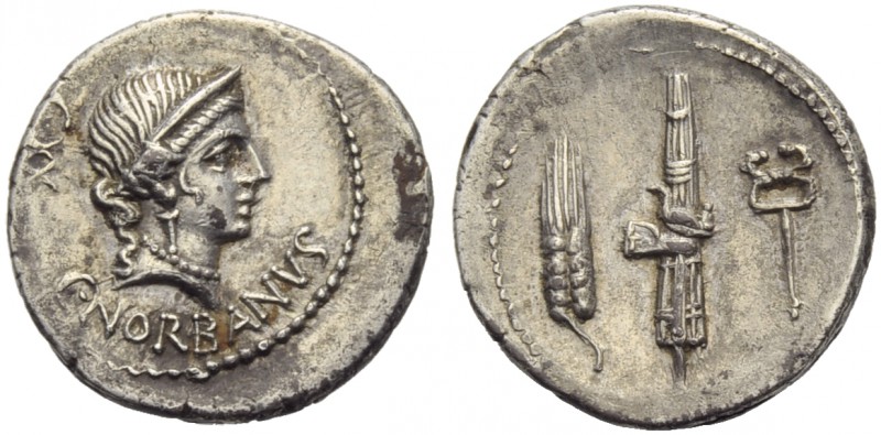C. Norbanus, Denarius, Rome, 83 BC; AR (g 3,90; mm 20; h 11); Head of Venus r.; ...