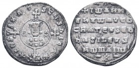 JOHN I ZIMISCES.969-976 AD.Constantinople mint.AR Miliaresion.+IҺSЧS XRISTЧS ҺICA; Cross crosslet set on globus above two steps; in central medallion,...