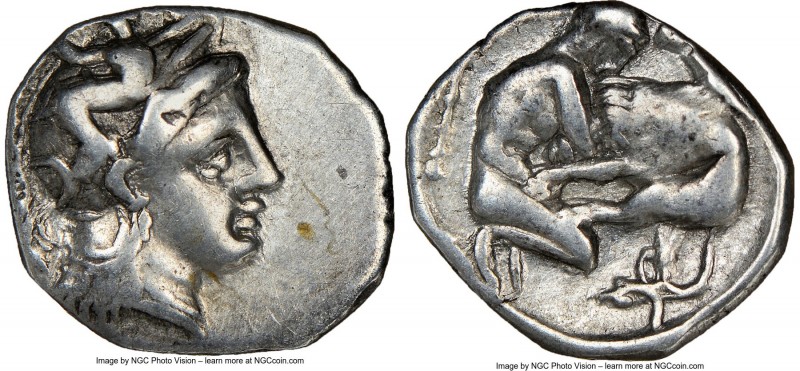 CALABRIA. Tarentum. Ca. 380-280 BC. AR diobol (12mm, 11h). NGC VF. Ca. 325-280 B...