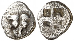 (470-460 a.C.). Bósforo Cimerio. Pantikapaion. Hemióbolo. (S. 1353) (CNG. VII, 43). 0,62 g. MBC.
