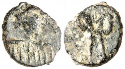 Emerita (Mérida). 2 y 1/2 nummus. (Cru.V. grupo C, tipo 34, nº 163, mismo ejemplar). Rara. 0,57 g. MBC-.