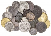Lote de 27 monedas españolas, once en plata. A examinar. BC-/EBC.