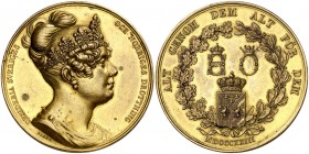Suecia-Noruega. 1823. Bernardine Eugénie Désirée Clary. Reina consorte. Grabador: D. A. Barré. Golpecitos. Bronce dorado. 32,13 g. Ø41 mm. MBC+.