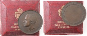 Medaglie. Vittorio Emanuele III. 1900-1943. Medaglia celebrativa del Ministero della Pubblica Istruzione. Ae. 
