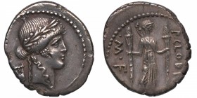 42 aC. Gens Claudia. Roma. Denario. Ag. Muy bella. Rara así. EBC / EBC+. Est.200.