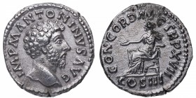 163 dC. Marco Aurelio. Denario. RIC 59. Ag. 3,05 g. Muy bella. Rara así. EBC+ / EBC. Est.200.