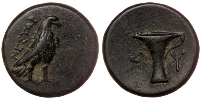 AEOLIS. Kyme. Ae (Circa 350-250 BC). Nestor, magistrate.
Obv: ΝΕΣΤΩΡ/ Eagle stan...