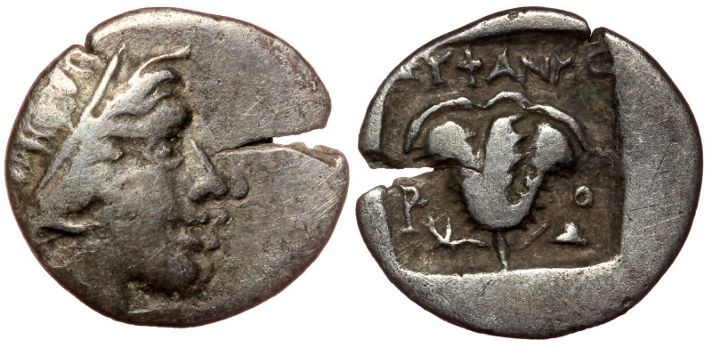 Islands off Caria, Rhodos. Rhodes. 170-150 B.C. AR
Helios, radiate head right / ...