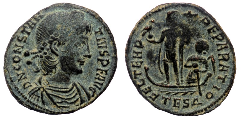 CONSTANTIUS II (337-361) AE19 Thessalonica. 
D N CONSTANTIVS P F AVG Diademed, d...
