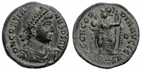 GRATIAN (367-383) AE18 follis. Constantinople.
DN GRATIANVS PF AVG Diademed, draped and cuirassed bust right.
Rev: CONCORDIA AVGGG Constantinopolis en...