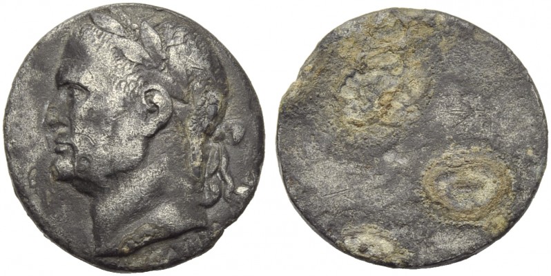 Galba (68-69), Uniface Medal, c. AD 68-69; AR (g 8,23; mm 23); Laureate head of ...