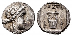 Lycia. Phaselis. Drachm. 167-100 BC. (Troxell-Lycian 53.1-53.10). Anv.: Head of Apollo laureate on the right with bow and quiver on the shoulder. Rev....