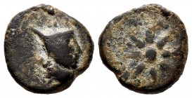 Malaka. 1/4 calco. 290-220 BC. Málaga. (Abh-1722). Anv.: Head with Egyptian cap to right. Rev.: Seven rayed star. Ae. 2,75 g. Choice F. Est...35,00. ...