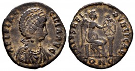 Aelia Flacilla. Maiorina. 383 AD. Constantinople. (Spink-20611). (Ric-55). Rev.: SALVS REI PVBLICAE / CON. Victory seated to right, inscribing Chi Rho...
