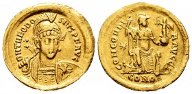 Theodosius II. Solidus. 408-430 AD. Constantinople. (Ric-202). (Depeyrot-73/2). Anv.: D N THEODOSIVS P F AVG, helmeted, pearl-diademed and cuirassed b...