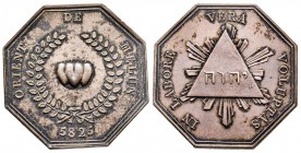 Jeton maçonnique Orient de Melun, 5825 (1825) , AG 13 gr. 30,4 mm 
Avers : ORIENT DE MELUN Trois cœurs unis dans une couronne d'acacia
Revers : IN LAB...